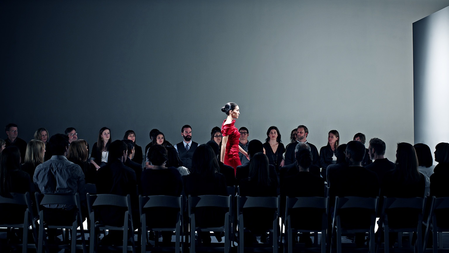 Modeindustrie steht unsicheres Jahr 2024 bevor GenAI und Tourismus